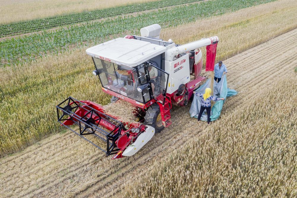 ?“三夏”農(nóng)機(jī)作業(yè)忙 安全要點(diǎn)要記牢